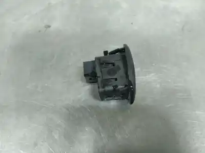 Pezzo di ricambio per auto di seconda mano INTERRUTTORE ALZACRISTALLI ANTERIORE DESTRO per CITROEN C3 1.4 HDI (68 CV)  Riferimenti OEM IAM 96401469XT  