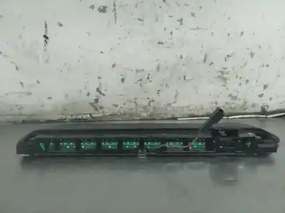 Peça sobressalente para automóvel em segunda mão farolim de travão central por bmw serie 5 berlina (e60) 525d referências oem iam 022403