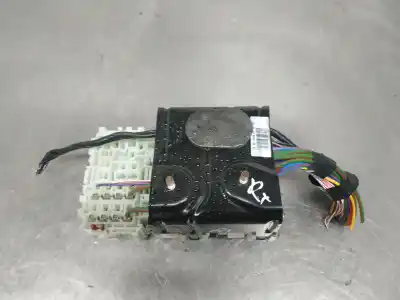 Pezzo di ricambio per auto di seconda mano SCATOLA RELÈ/FUSIBILI per FORD MONDEO BERLINA (CA2)  Riferimenti OEM IAM 6G9T14A301NA  