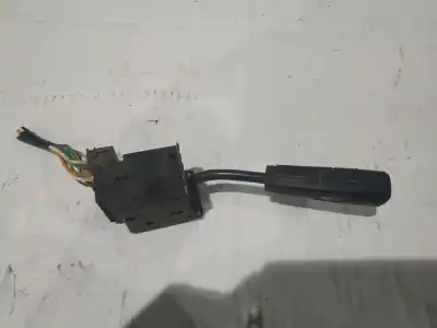 Pièce détachée automobile d'occasion COMMANDE D'ESSUIE GLACE pour RENAULT RAPID/EXPRESS (F40)  Références OEM IAM   