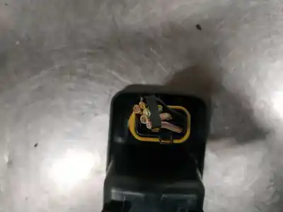 Автозапчасти б/у выключатель переднего правого окна за ford focus lim. (cb4) 1.8 tdci turbodiesel cat ссылки oem iam 3m51226a36aew  