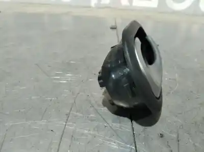 Second-hand car spare part interior left front handle for renault clio iii 1.5 dci diesel cat oem iam references 310579  