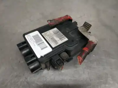 Pièce détachée automobile d'occasion boîtes à fusibles pour renault laguna iii 96kw références oem iam 243800002r  