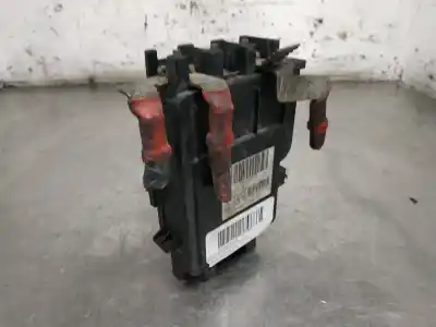 Pièce détachée automobile d'occasion boîtes à fusibles pour renault laguna iii 96kw références oem iam 243800002r  