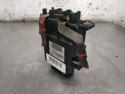 Pièce détachée automobile d'occasion boîtes à fusibles pour renault laguna iii 96kw références oem iam 243800002r  