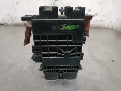 Pièce détachée automobile d'occasion boîtes à fusibles pour renault laguna iii 96kw références oem iam 243800002r  