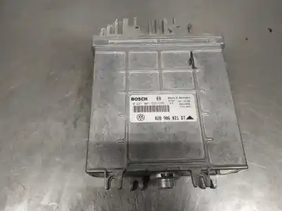 Piesă de schimb auto la mâna a doua UNITATE DE CONTROL MOTOR ECU pentru VOLKSWAGEN PASSAT BERLINA (3B2)  Referințe OEM IAM 0281001555  