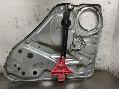 Recambio de automóvil de segunda mano de ELEVALUNAS TRASERO IZQUIERDO para VOLKSWAGEN PASSAT BERLINA (3B2)  referencias OEM IAM 3B5839751G  