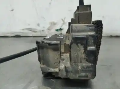 Peça sobressalente para automóvel em segunda mão fechadura da porta traseira esquerda por renault laguna iii 96kw referências oem iam 