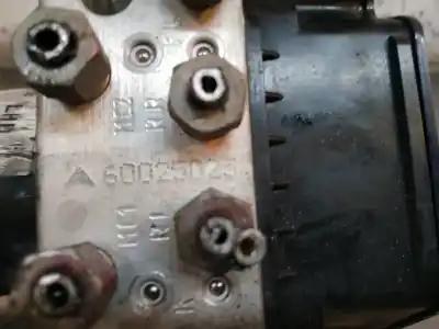Pezzo di ricambio per auto di seconda mano abs per opel insignia a sedán (g09) 2.0 cdti (69) riferimenti oem iam 13328651  