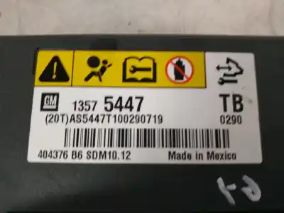 Second-hand car spare part electronic module for opel insignia a sedán (g09) 2.0 cdti (69) oem iam references 13575447  