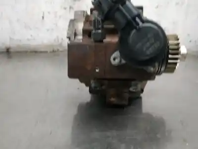 Автозапчастина б/у НАСОС ИНЖЕКЦІЙНИЙ для RENAULT LAGUNA III  Посилання на OEM IAM 8200690744  