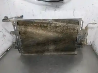 Gebrauchtes Autoersatzteil KONDENSATOR / KÜHLER DER KLIMAANLAGE Kondensator zum VOLKSWAGEN GOLF IV BERLINA (1J1)  OEM-IAM-Referenzen 1J0820411  