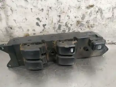 Recambio de automóvil de segunda mano de MANDO ELEVALUNAS DELANTERO IZQUIERDO para MITSUBISHI GALANT BERLINA (EA0)  referencias OEM IAM MR252815  