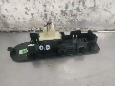 Автозапчастина б/у ПЕРЕДНІЙ ПРАВИЙ ВІКОННИЙ Вимикач для RENAULT CLIO IV (BH_)  Посилання на OEM IAM 809603634R  