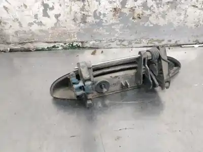Peça sobressalente para automóvel em segunda mão PUXADOR EXTERIOR DIANTEIRO ESQUERDO por RENAULT CLIO II FASE I (B/CBO)  Referências OEM IAM 7700426080  