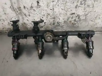 Pezzo di ricambio per auto di seconda mano rampa iniettori per renault clio ii fase i (b/cbo) 1.4 alize 75 cv / 55 kw riferimenti oem iam 7700868573d  