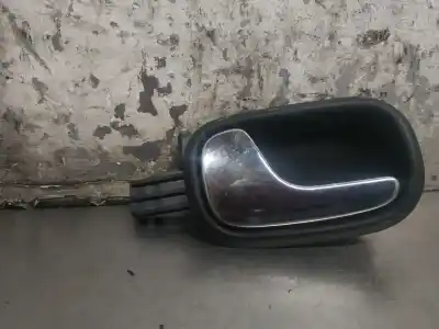 Автозапчасти б/у ЛЕВАЯ ЗАДНЯЯ ВНУТРЕННЯЯ РУЧКА за AUDI A4 AVANT (B5)  ссылки OEM IAM 8D0839019  