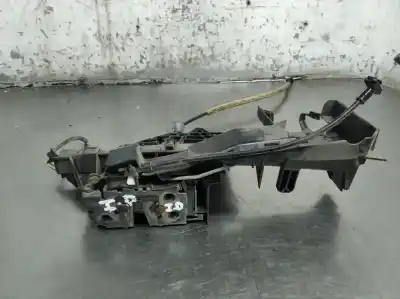 Peça sobressalente para automóvel em segunda mão fechadura da porta dianteira esquerda por ford focus berlina (cap) 1.6 tdci cat referências oem iam 240000008