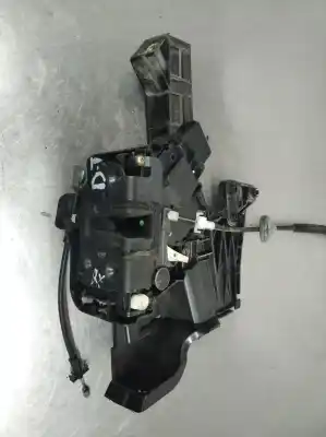 Peça sobressalente para automóvel em segunda mão fechadura da porta dianteira esquerda por ford focus berlina (cap) 1.6 tdci cat referências oem iam 240000108