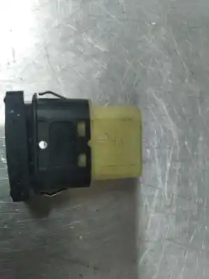 Peça sobressalente para automóvel em segunda mão botão / interruptor elevador vidro dianteiro direito por ford focus berlina (cap) 1.6 tdci cat referências oem iam 03188400