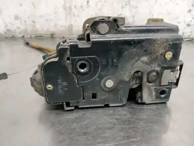 Автозапчасти б/у ЗАМОК ПЕРЕДНЕЙ ПРАВОЙ ДВЕРИ за SEAT TOLEDO II (1M2)  ссылки OEM IAM   