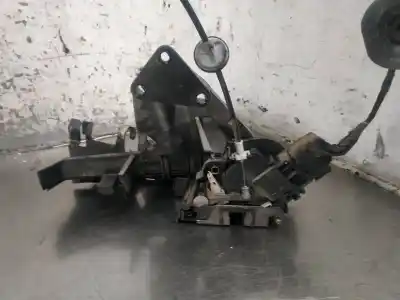 Peça sobressalente para automóvel em segunda mão fechadura da porta dianteira esquerda por ford focus berlina (cap) 2.0 cat referências oem iam 240000008  