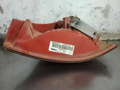 Pezzo di ricambio per auto di seconda mano lampada posteriore sinistra per renault clio ii fase ii (b/cb0) 1.5 dci diesel riferimenti oem iam 8200071413  