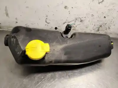 Second-hand car spare part windscreen washer bottle for dacia sandero 0.9 tce cat oem iam references 289102837r