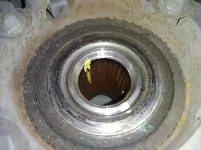 Second-hand car spare part front right knuckle for kia cee'd (jd) 1.6 crdi 128 oem iam references 