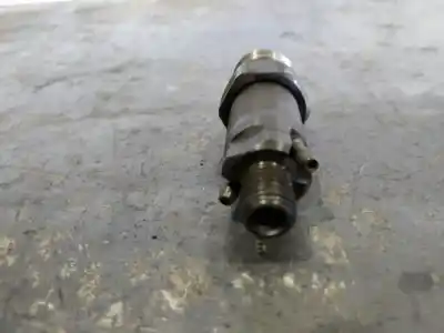Pièce détachée automobile d'occasion INJECTEUR pour PEUGEOT 205 BERLINA  Références OEM IAM LCR6735203D  