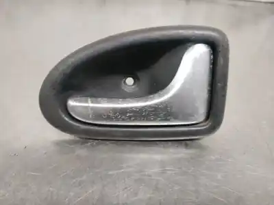Pezzo di ricambio per auto di seconda mano MANIGLIA INTERNA POSTERIORE DESTRA per RENAULT SCENIC (JA..)  Riferimenti OEM IAM 8200028995  