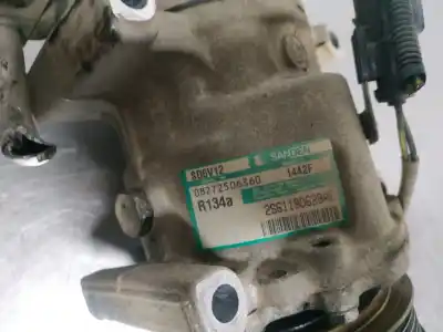Автозапчастина б/у КОМПРЕСОР КОНДИЦИОНЕРА для FORD FIESTA (CBK)  Посилання на OEM IAM 2S6119D629AE  