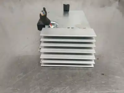 Peça sobressalente para automóvel em segunda mão sistema de áudio / rádio cd por citroen ds3 1.6 e-hdi fap 92 cv / 68 kw referências oem iam 310413710104