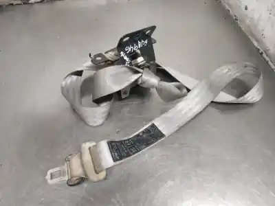 Second-hand car spare part central rear seat belt for kia sorento (bl) (2002->) 2.5 crdi oem iam references 164488