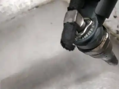 Tweedehands auto-onderdeel INJECTOR voor MERCEDES-BENZ CLASE A (W169)  OEM IAM-referenties A6400700787  