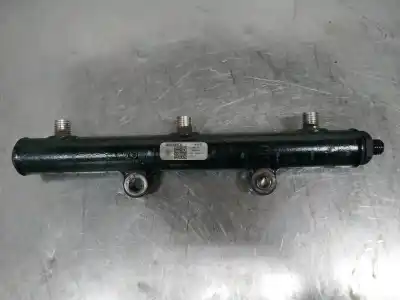 Pièce détachée automobile d'occasion RAMPE D'INJECTEUR pour PEUGEOT 607 (S2)  Références OEM IAM 4S7Q6B319BC  