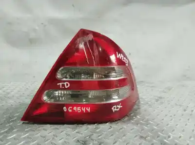 Second-hand car spare part right tailgate light for mercedes clase c (w203) berlina m111951 oem iam references   