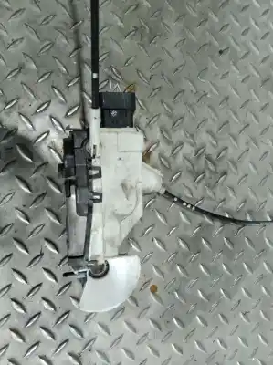 Second-hand car spare part left front door lock for citroen c3 collection oem iam references psa006244  