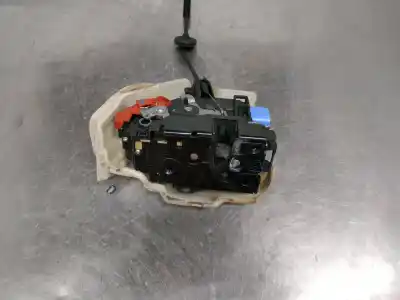 Peça sobressalente para automóvel em segunda mão fechadura da porta dianteira esquerda por volkswagen jetta (162) 2.0 tdi referências oem iam 