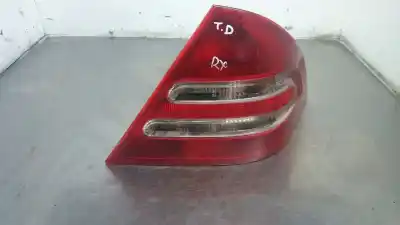 Second-hand car spare part Right Tailgate Light for MERCEDES CLASE C (W203) BERLINA 111955 OEM IAM references 2038200264R  