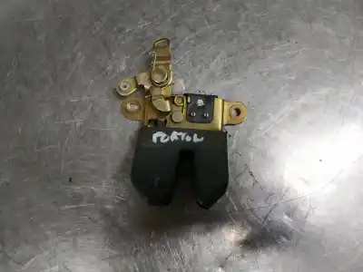 İkinci el araba yedek parçası BAGAJ / KAPI KILIDI için VOLKSWAGEN PASSAT BERLINA (3B3)  OEM IAM referansları 3B5827505  