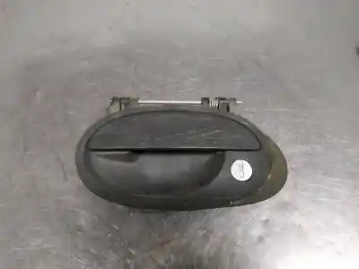 Pezzo di ricambio per auto di seconda mano maniglia esterna anteriore sinistra per opel corsa c comfort riferimenti oem iam   