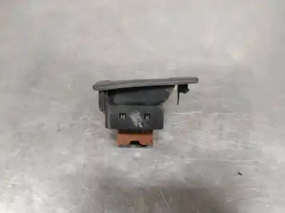 Second-hand car spare part right front power window switch for dacia sandero laureate oem iam references 254111342r