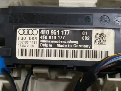 Pezzo di ricambio per auto di seconda mano LUCE INTERNA per AUDI A6 BERLINA (4F2)  Riferimenti OEM IAM 4F0951177  