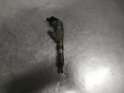 Pièce détachée automobile d'occasion INJECTEUR pour PEUGEOT 406 BERLINA (S1/S2)  Références OEM IAM 9635196580  