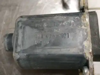 Peça sobressalente para automóvel em segunda mão elevador de vidros dianteiro direito por bmw serie 1 berlina (e81/e87) 118d referências oem iam 996625101  
