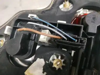 Tweedehands auto-onderdeel achterlampje rechts binnen voor volkswagen touareg (7la) 4.2 v8 40v cat (axq) oem iam-referenties 