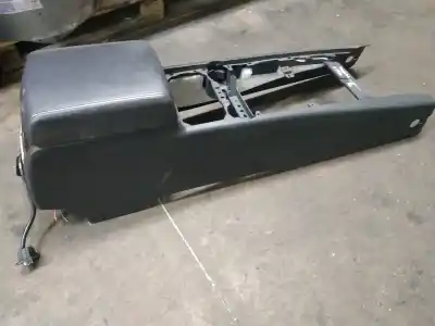 Tweedehands auto-onderdeel midden armsteun voor volkswagen touareg (7la) 4.2 v8 40v cat (axq) oem iam-referenties 7l6863762