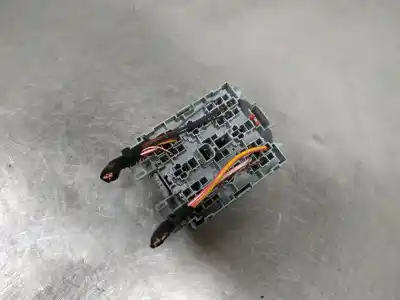 Tweedehands auto-onderdeel relais/zekeringenkastje voor volkswagen touareg (7la) 4.2 v8 40v cat (axq) oem iam-referenties 7l0937503a